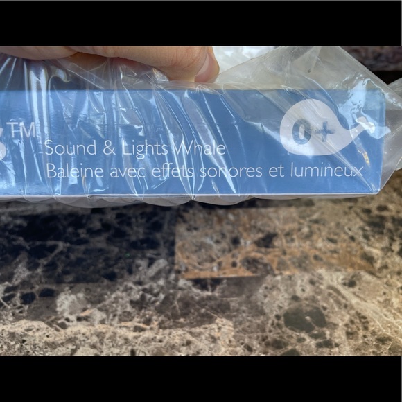 NEW GUND Sleepy Seas Sound & Lights Whale, 7 in - Picture 10 of 11